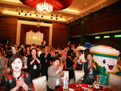 白花油春酒佳賓剪影2010_19