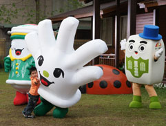 白花清清手剪影o